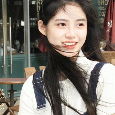 莱拉在海法